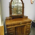 687 8438 MIRROR CHEST